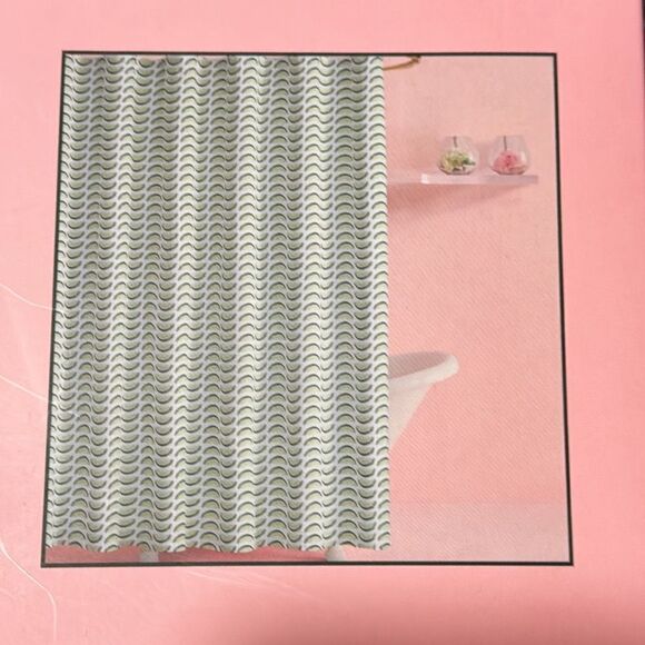 KATE SPADE CUCUMBER SHOWER CURTAIN - Picture 5 of 9